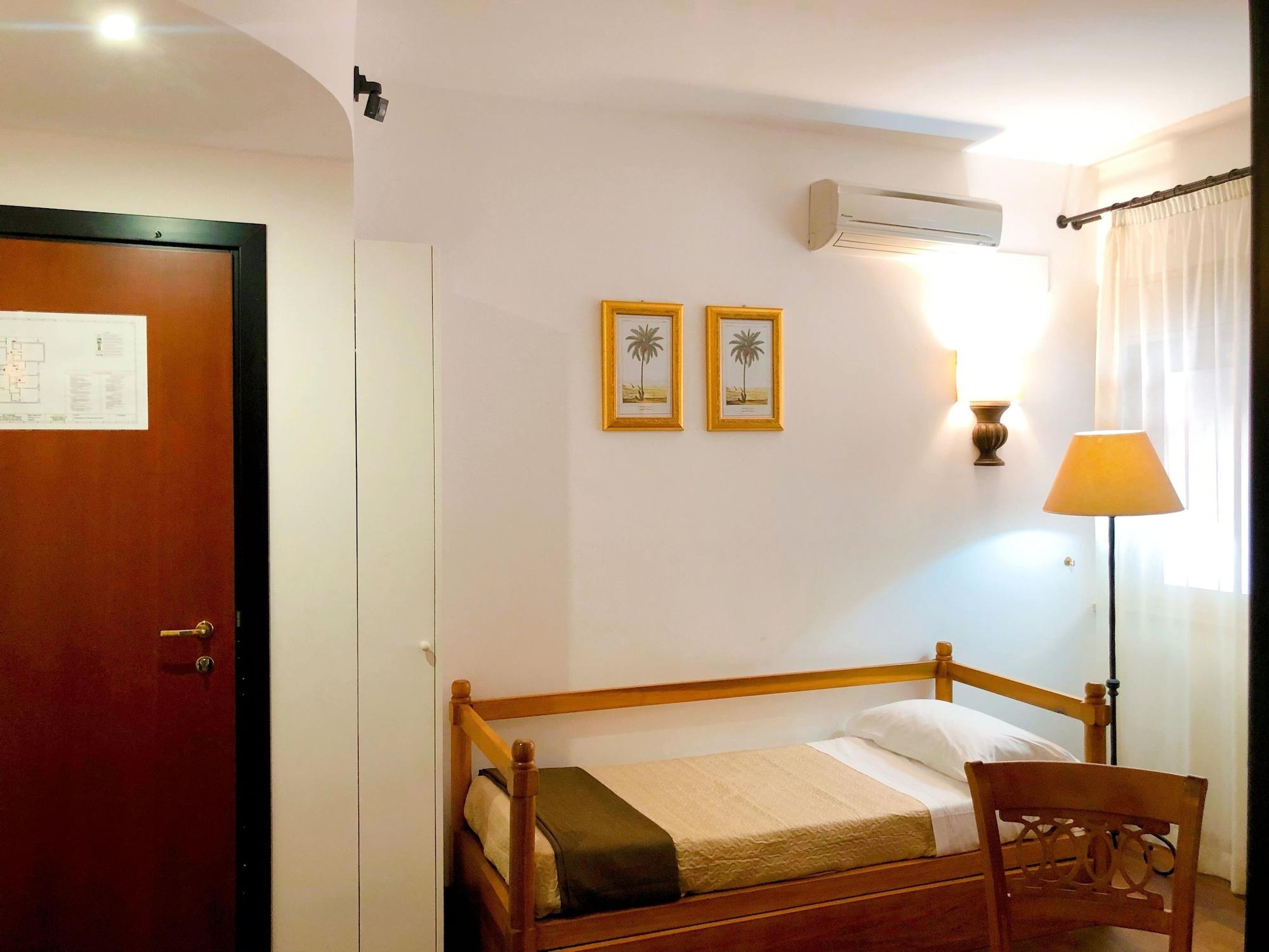 Hotel Florio Opera Palermo Central Εξωτερικό φωτογραφία