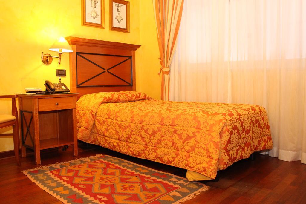 Hotel Florio Opera Palermo Central Εξωτερικό φωτογραφία